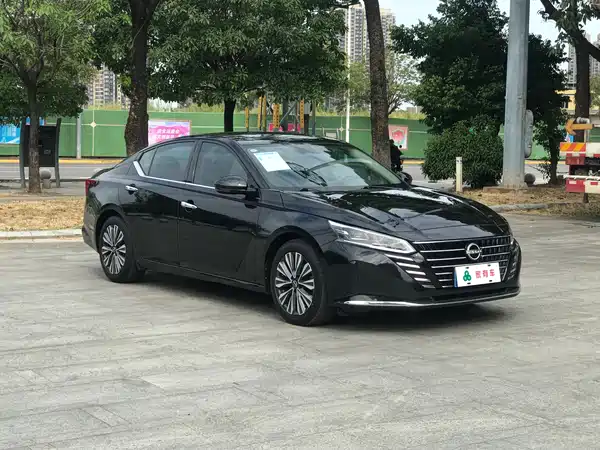 Nissan Teana 2022