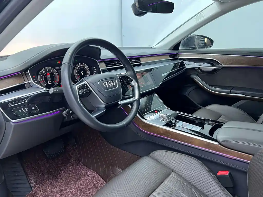 Audi A8 2021