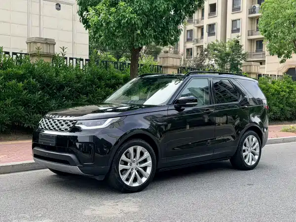 Land Rover Discovery 2024