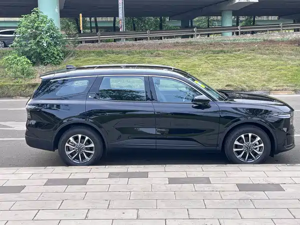 Ford Edge 2025