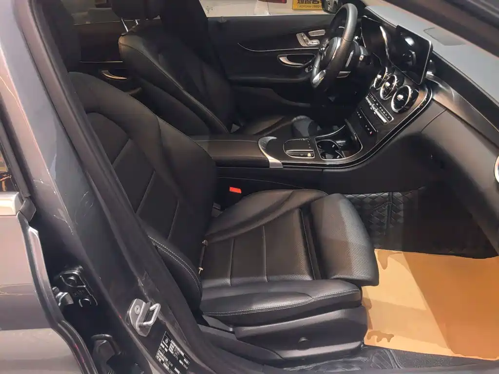 Mercedes-Benz C-Class 2020 — фото 25