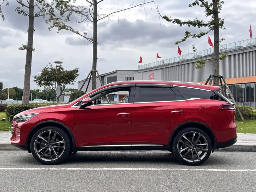 BYD Tang New Energy 2018 — фото 4