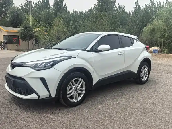 Toyota C-HR 2023