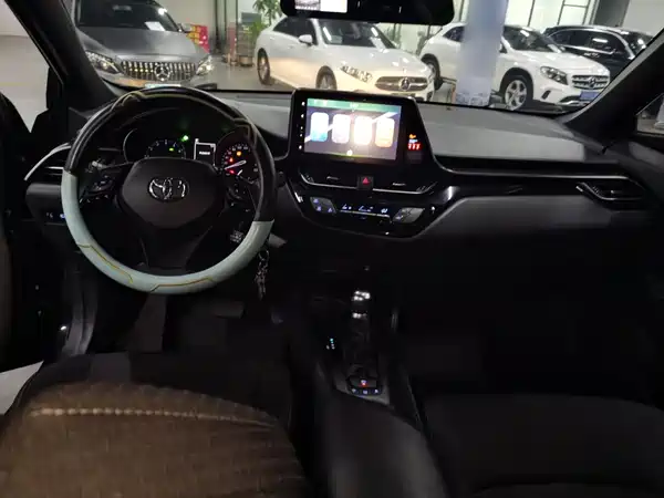 Toyota IZOA 2019