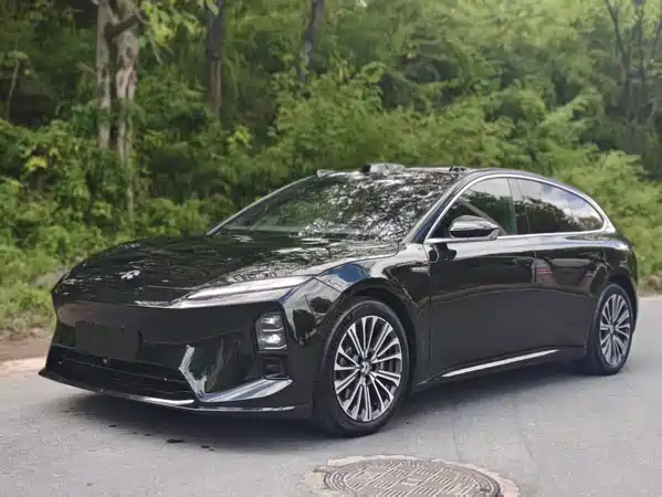 NIO ET5T 2025