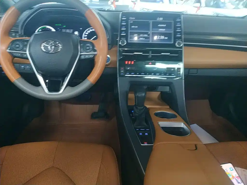 Toyota Avalon 2023 — фото 13