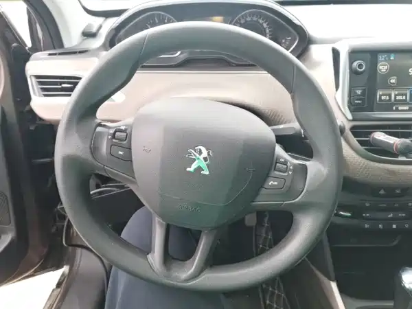 Peugeot 2008 2016