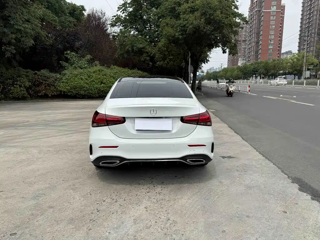 Mercedes-Benz A-Class 2020 — фото 8