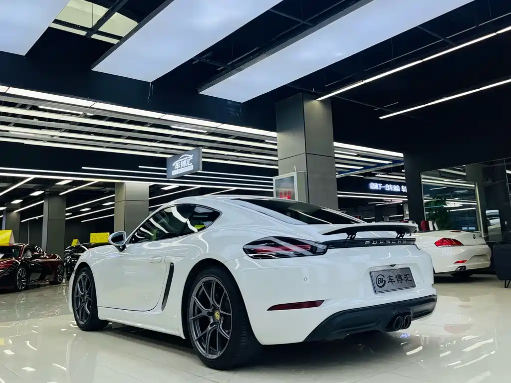 Porsche 718 2022 — фото 5