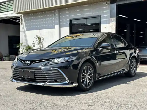 Toyota Camry 2023