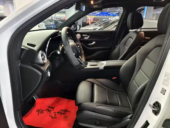 Mercedes-Benz GLC 2021