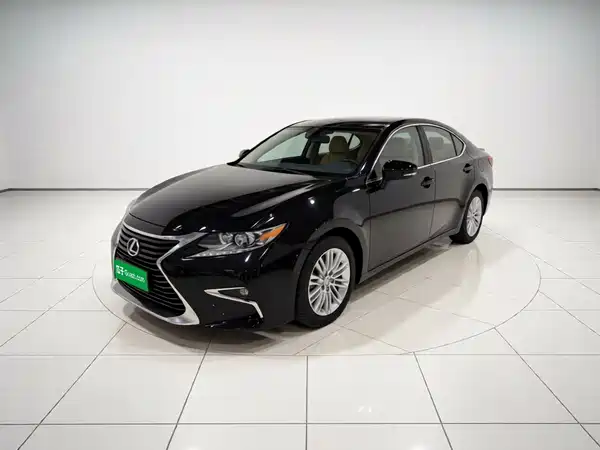 Lexus ES 2017