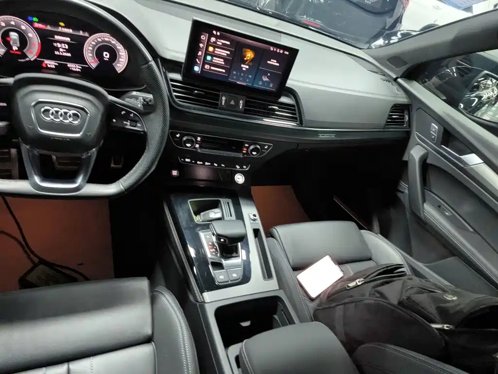 Audi Q5L 2024 — фото 10