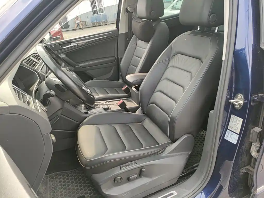 Volkswagen Tiguan 2018 — фото 15