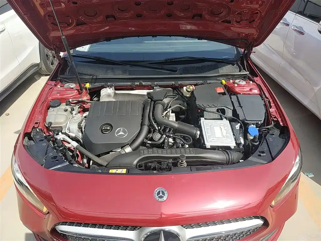 Mercedes-Benz A-Class 2020 — фото 16