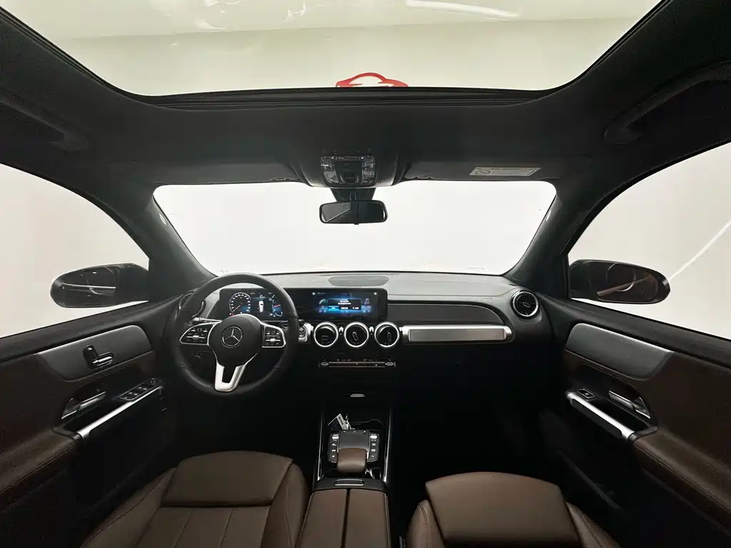 Mercedes-Benz GLB 2021 — фото 10