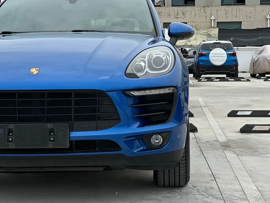 Porsche Macan 2017 — фото 27