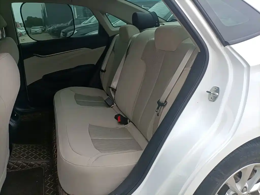 Buick Excelle 2019 — фото 17