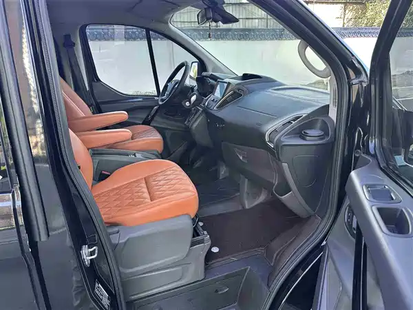Ford Tourneo 2020