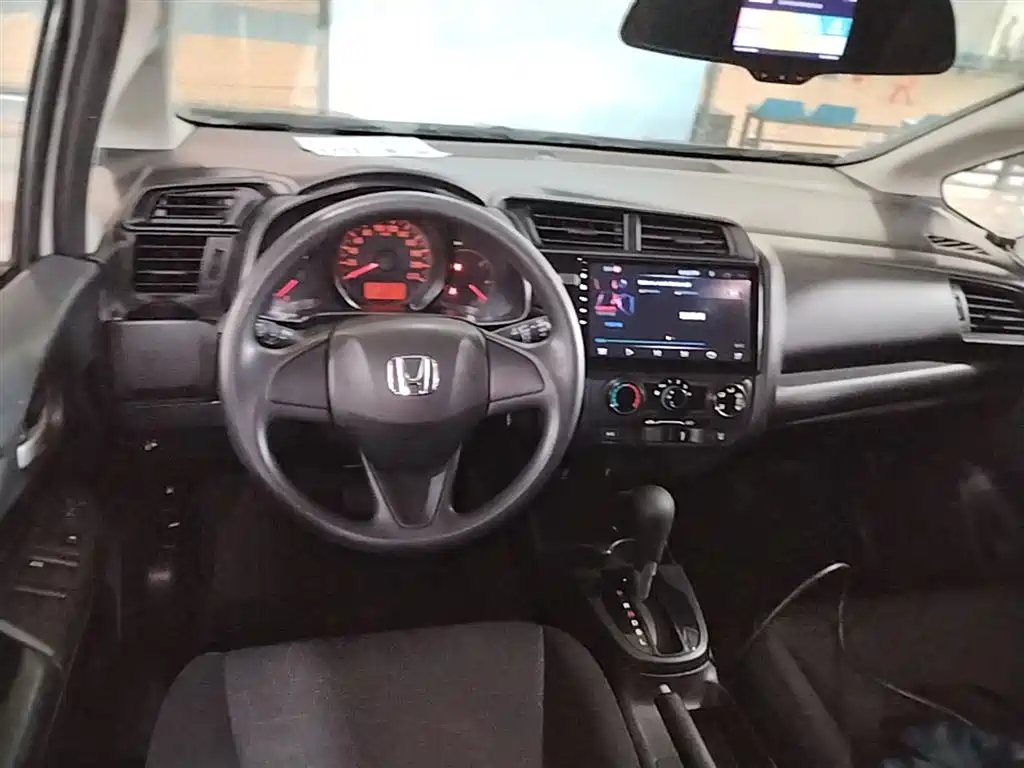 Honda Fit 2019 — фото 10