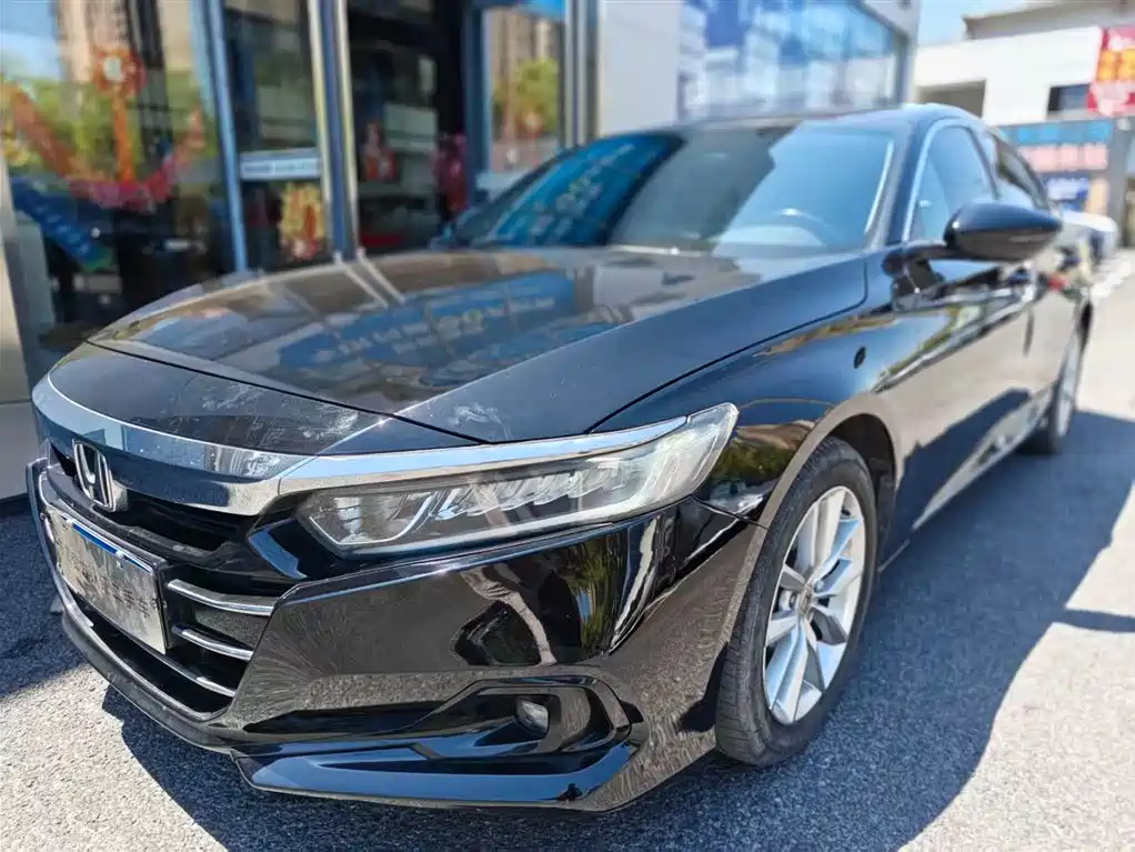Honda Accord 2021 — фото 1