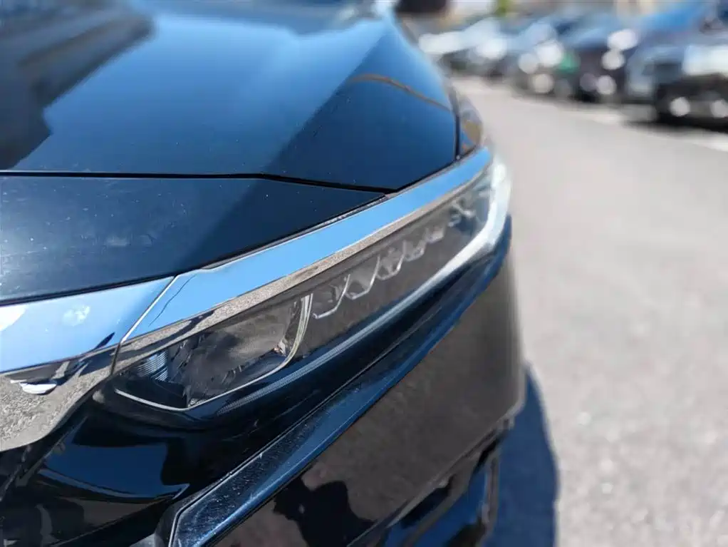 Honda Accord 2021 — фото 10