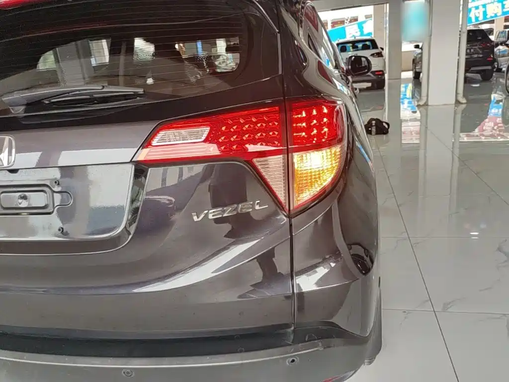 Honda Vezel 2018 — фото 8