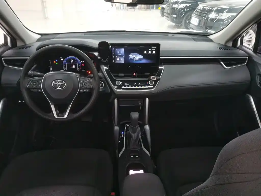 Toyota Frontlander 2023