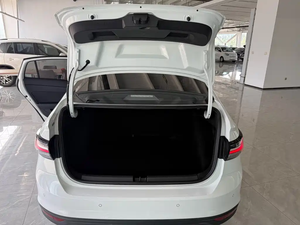 Volkswagen Lavida 2024