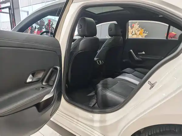 Mercedes-Benz A-Class 2021