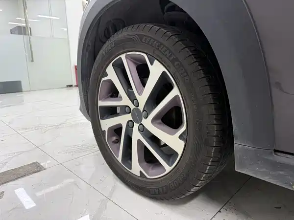 Lynk & Co 02 2021