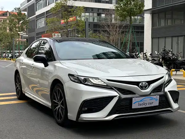 Toyota Camry 2022