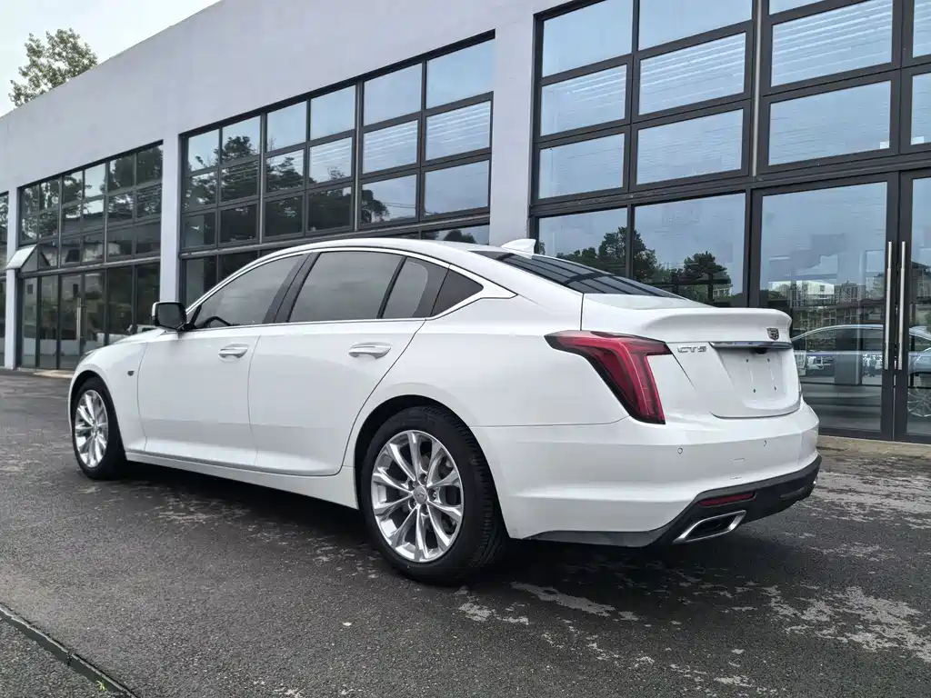 Cadillac CT5 2021 — фото 11