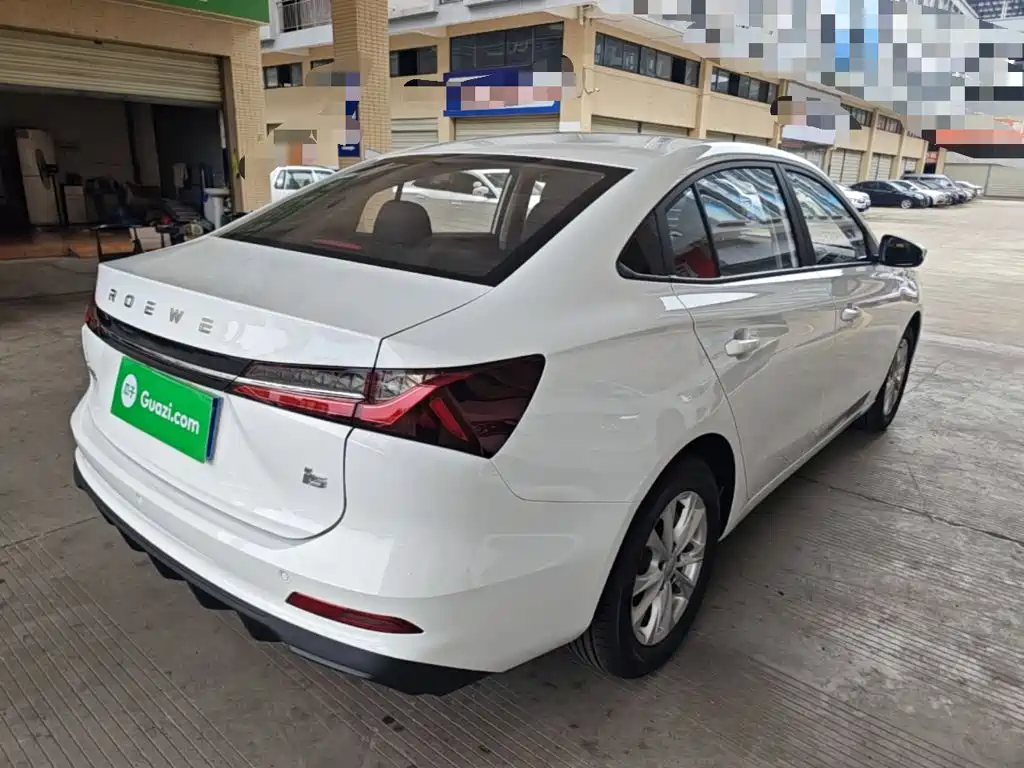 Roewe i5 2025