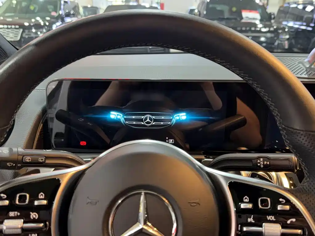 Mercedes-Benz GLB 2021