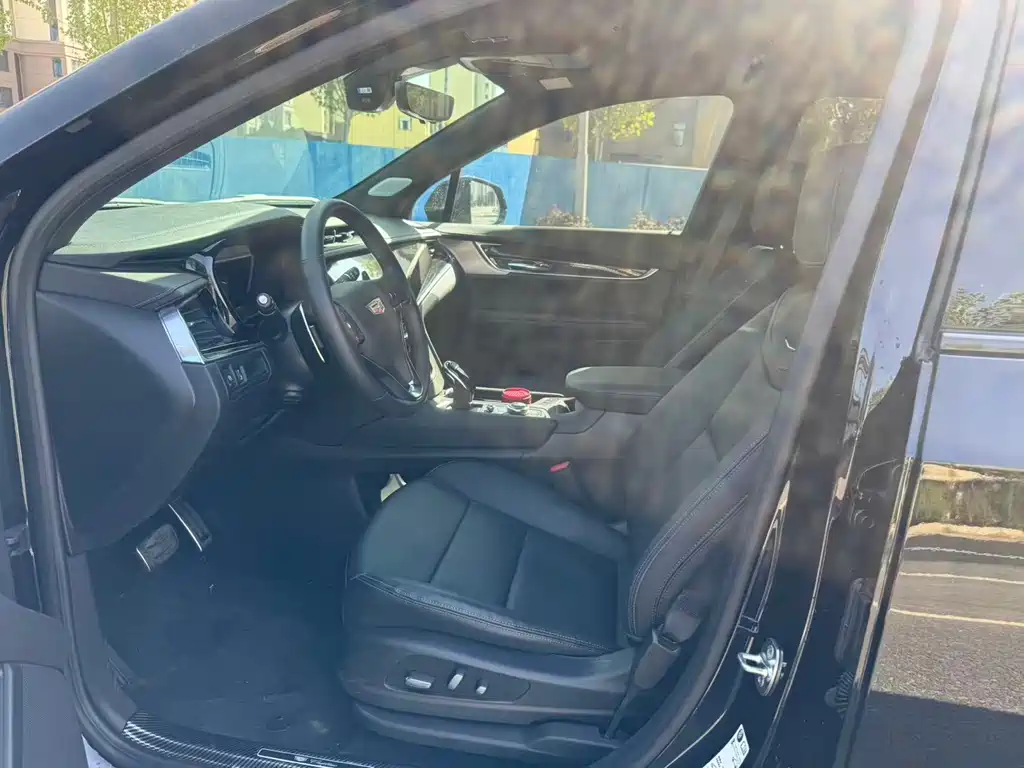 Cadillac XT6 2025