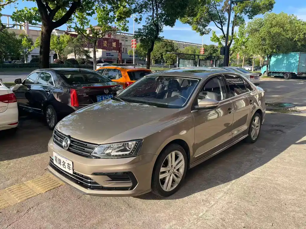 Volkswagen Sagitar 2018 — фото 1