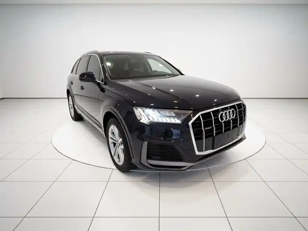 Audi Q7 2021 — фото 22