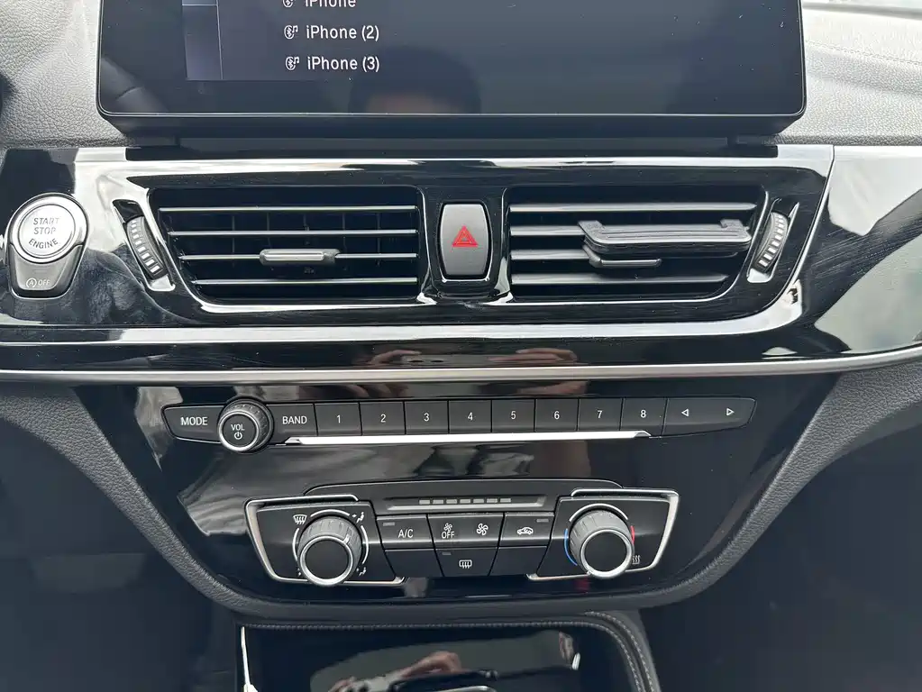 BMW 1 Series 2022 — фото 17