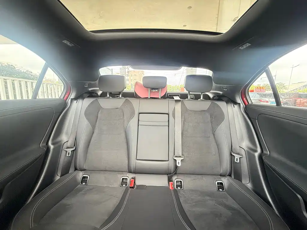 Mercedes-Benz A-Class 2020 — фото 11