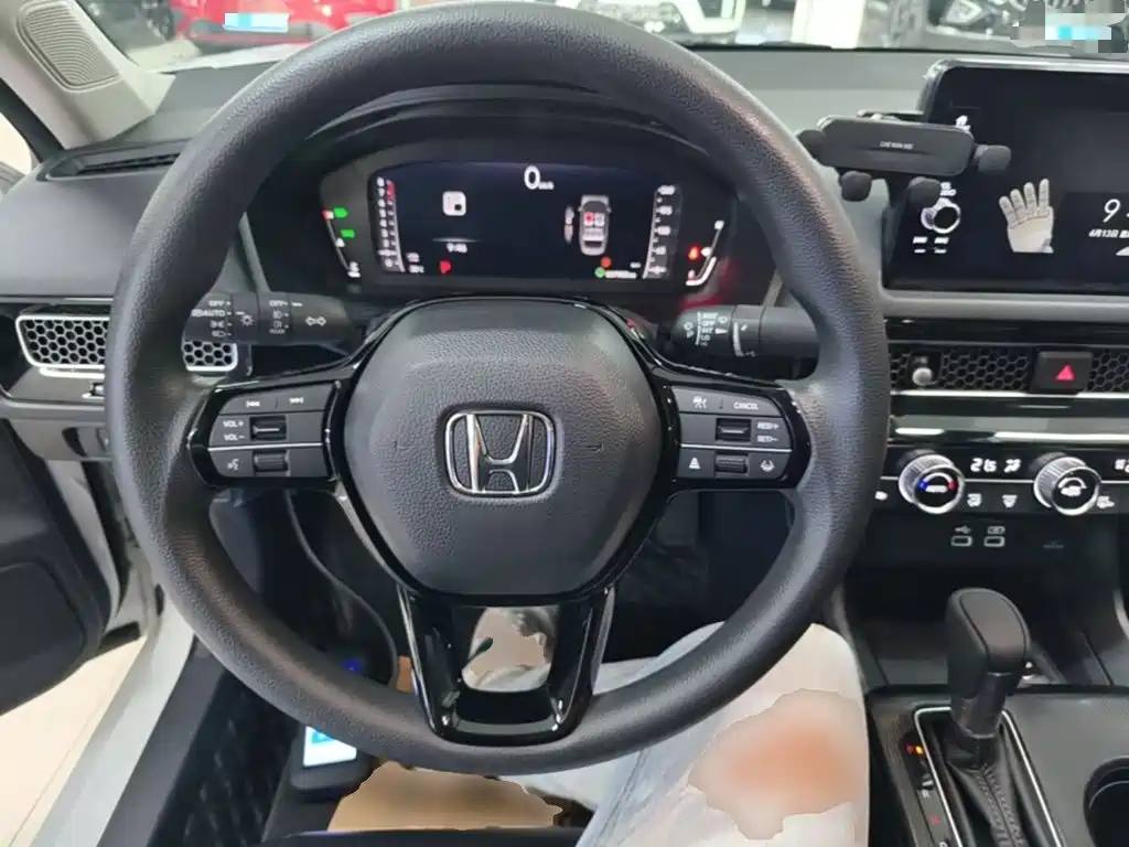 Honda Civic 2022 — фото 11
