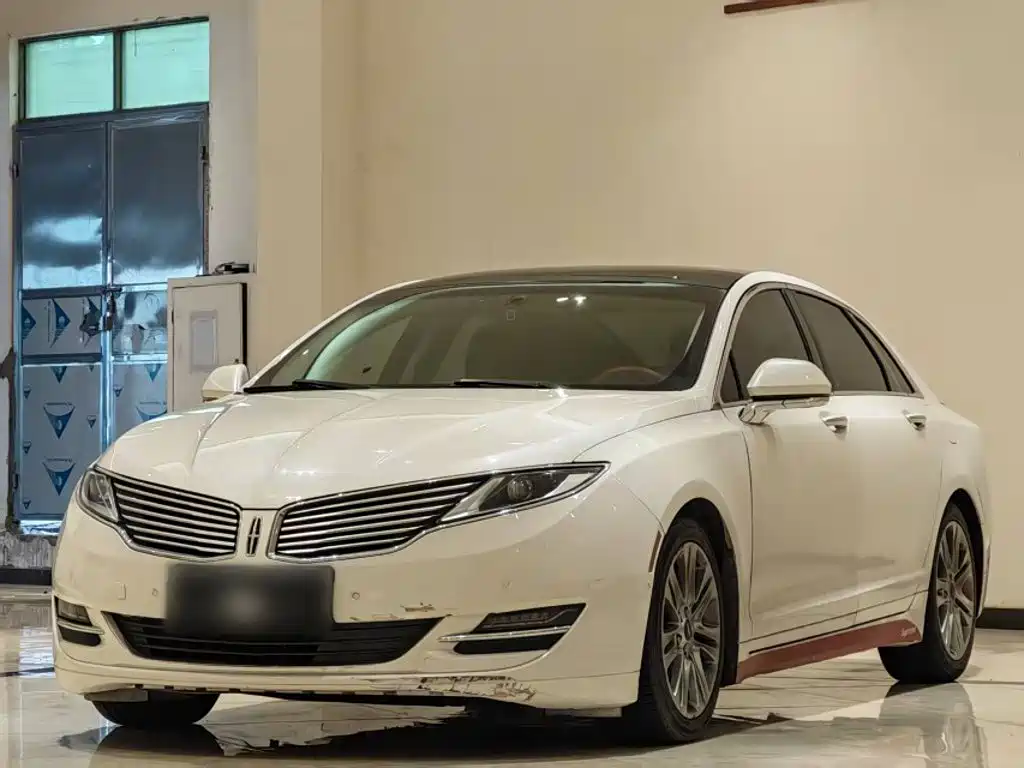 Lincoln MKZ 2015 — фото 1