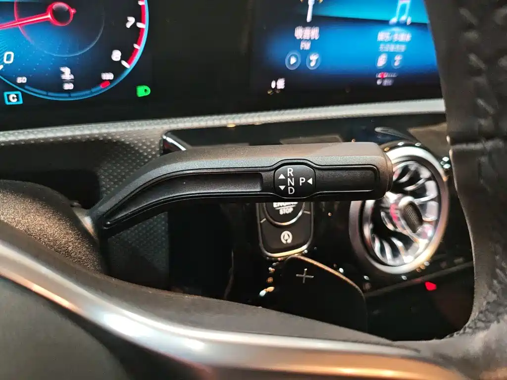 Mercedes-Benz A-Class 2021 — фото 10