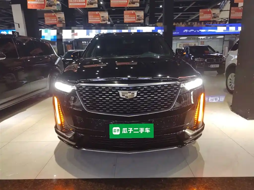 Cadillac XT6 2022 — фото 3