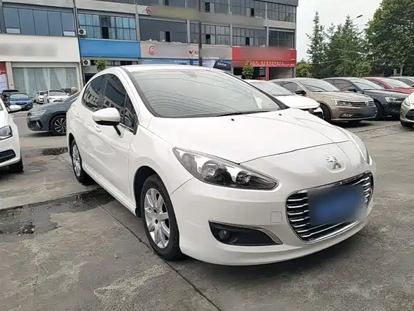 Peugeot 308 2014
