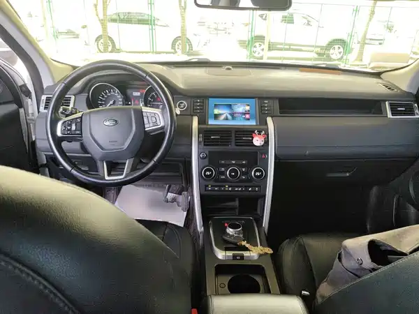 Land Rover Discovery Sport 2017