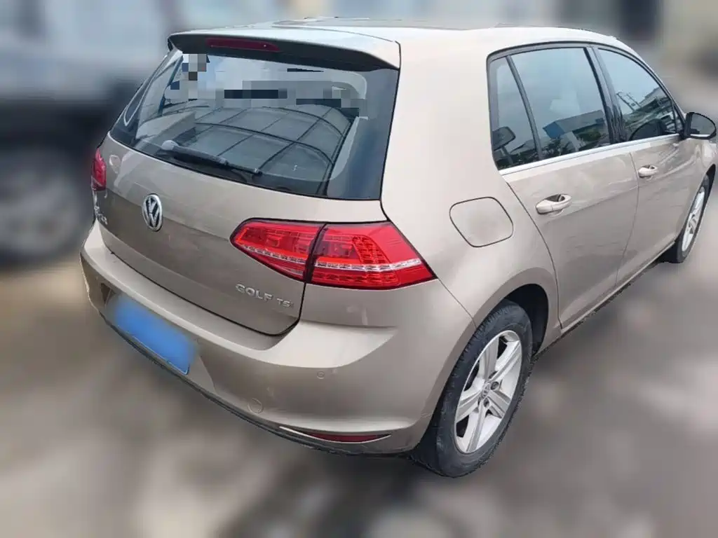 Volkswagen Golf 2017 — фото 12