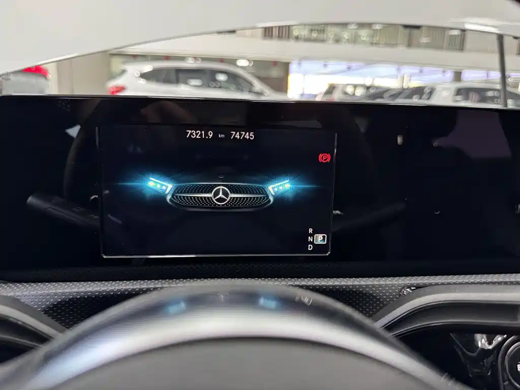 Mercedes-Benz A-Class 2020 — фото 10