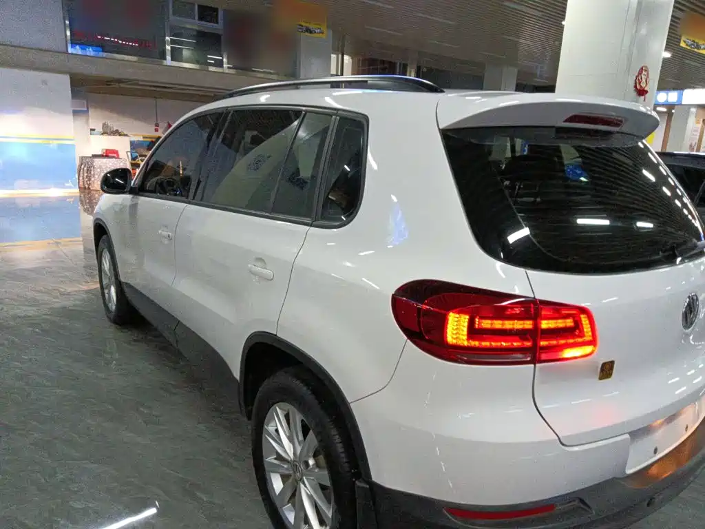 Volkswagen Tiguan 2018 — фото 23