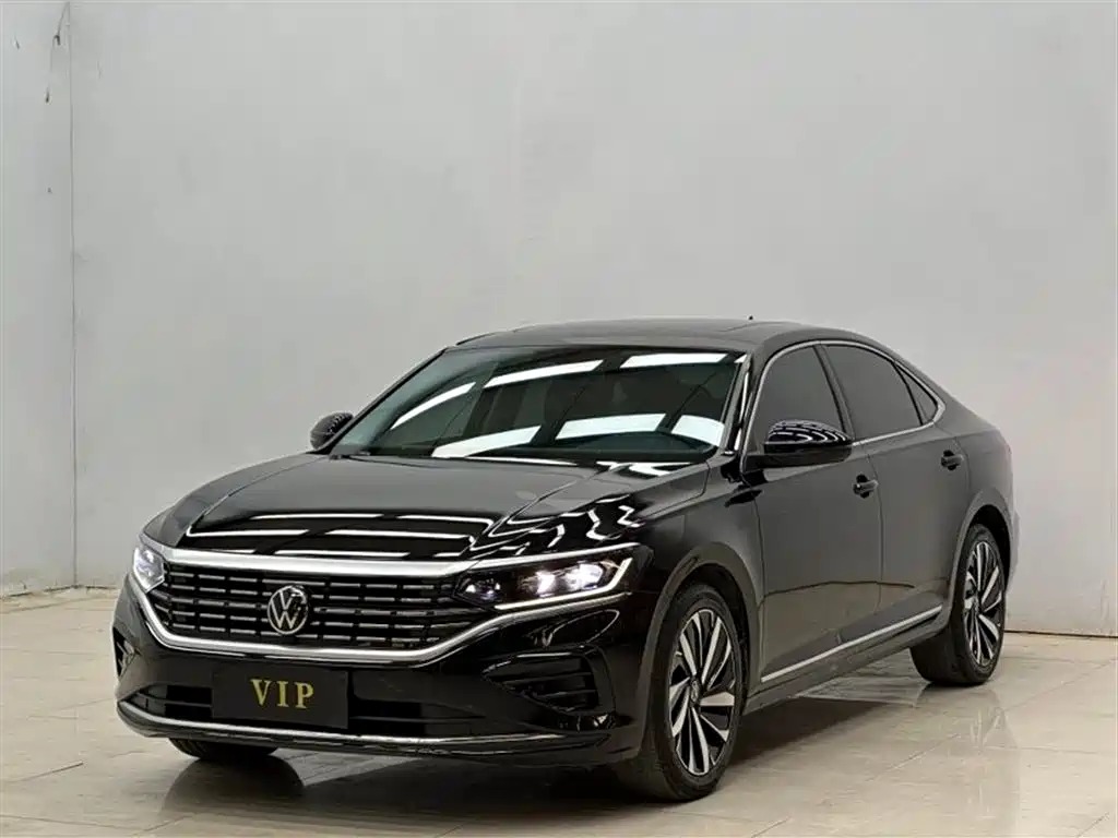 Volkswagen Passat 2023 — фото 3